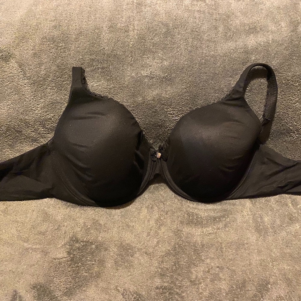 Victoria's Secret Bra - Body by Victoria Lined Perfect Coverage